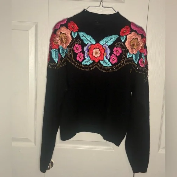 COPY - Vintage 80’s Embroidered Sweater - Picture 2 of 4